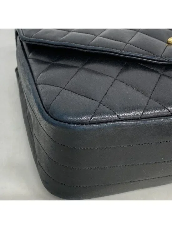 Chanel Shoulder Bag Quilted Lambskin Black Gold - Picture 6 of 10